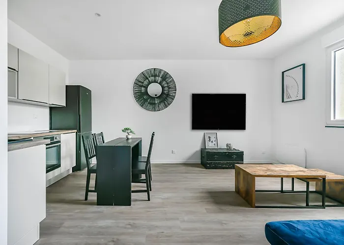 Citylodge - Spacieux 40m2 1 Ch Parking Wifi - Proche Centre & Gare Apartment